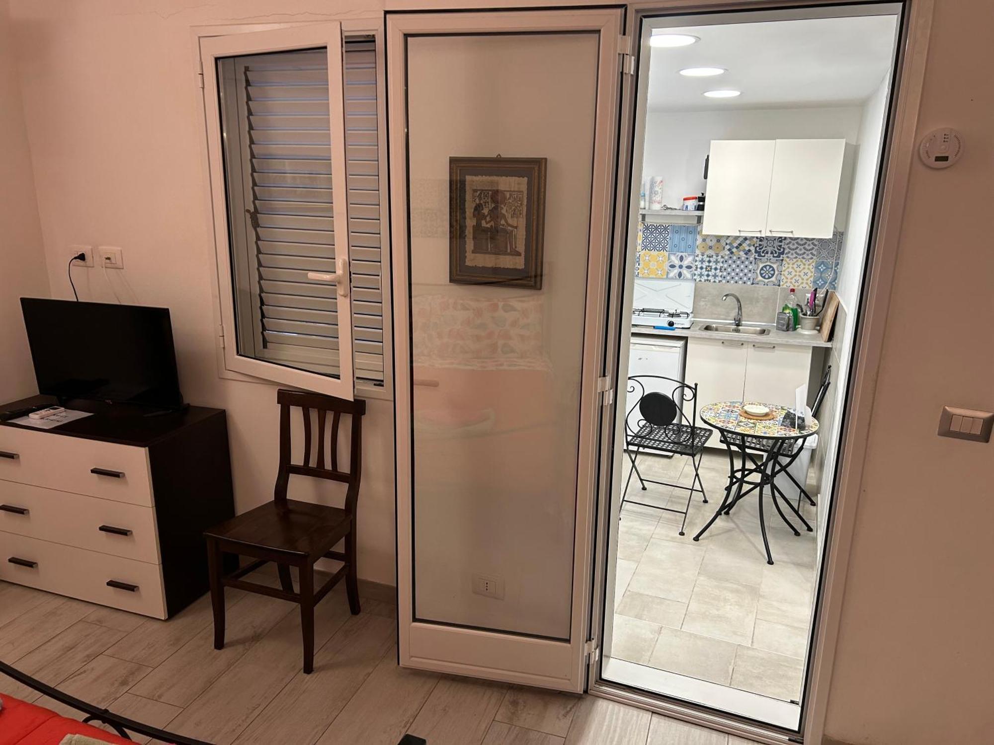 Deni'S Apartments Per 2 Con Veranda Balcone سيراكوزا المظهر الخارجي الصورة